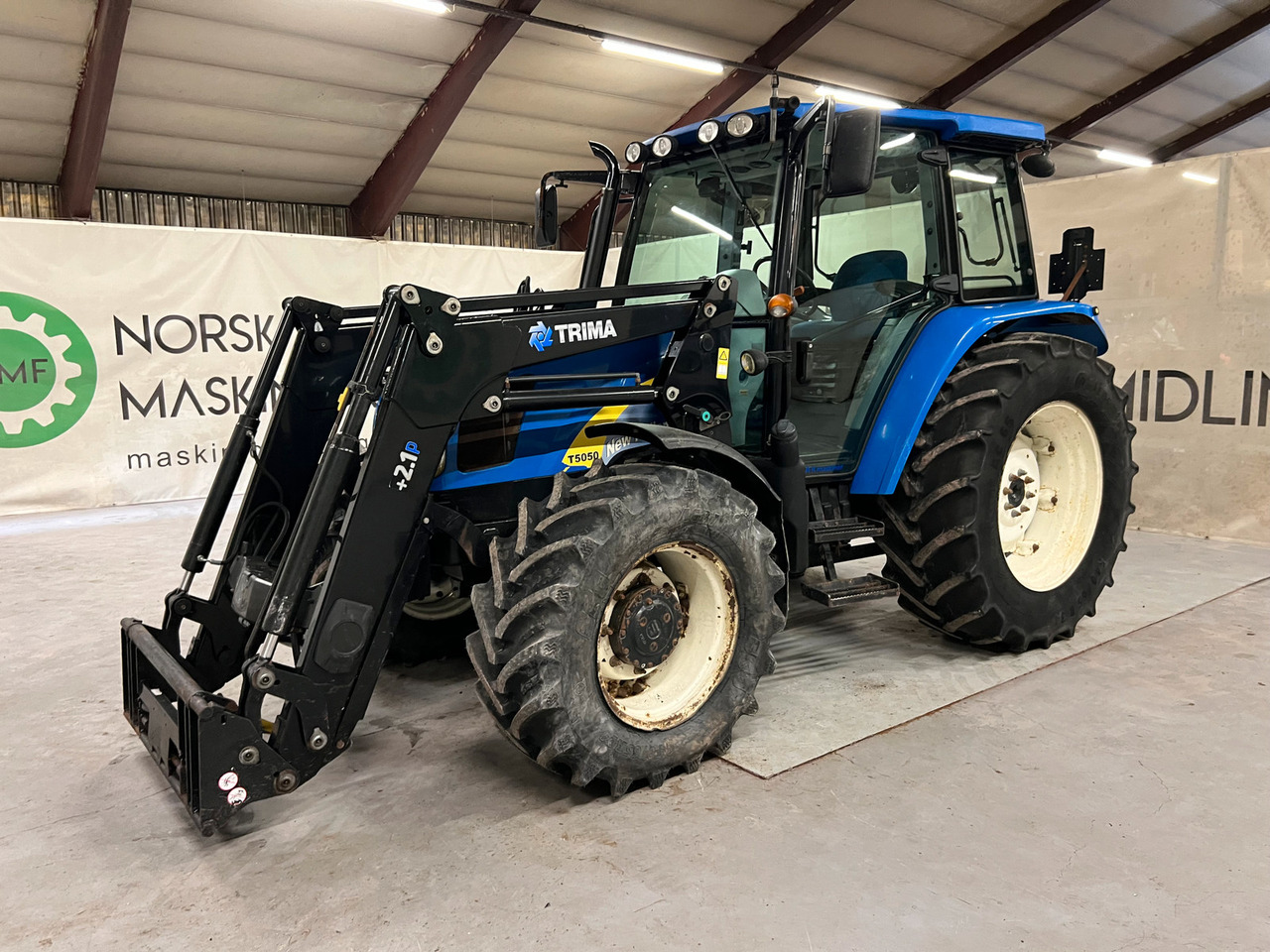 New Holland T 5050 #KUN 3844 Timer# - Traktori: kuva New Holland T 5050 #KUN 3844 Timer# - Traktori New Holland T 5050 #KUN 3844 Timer# - Traktori: kuva New Holland T 5050 #KUN 3844 Timer# - Traktori
