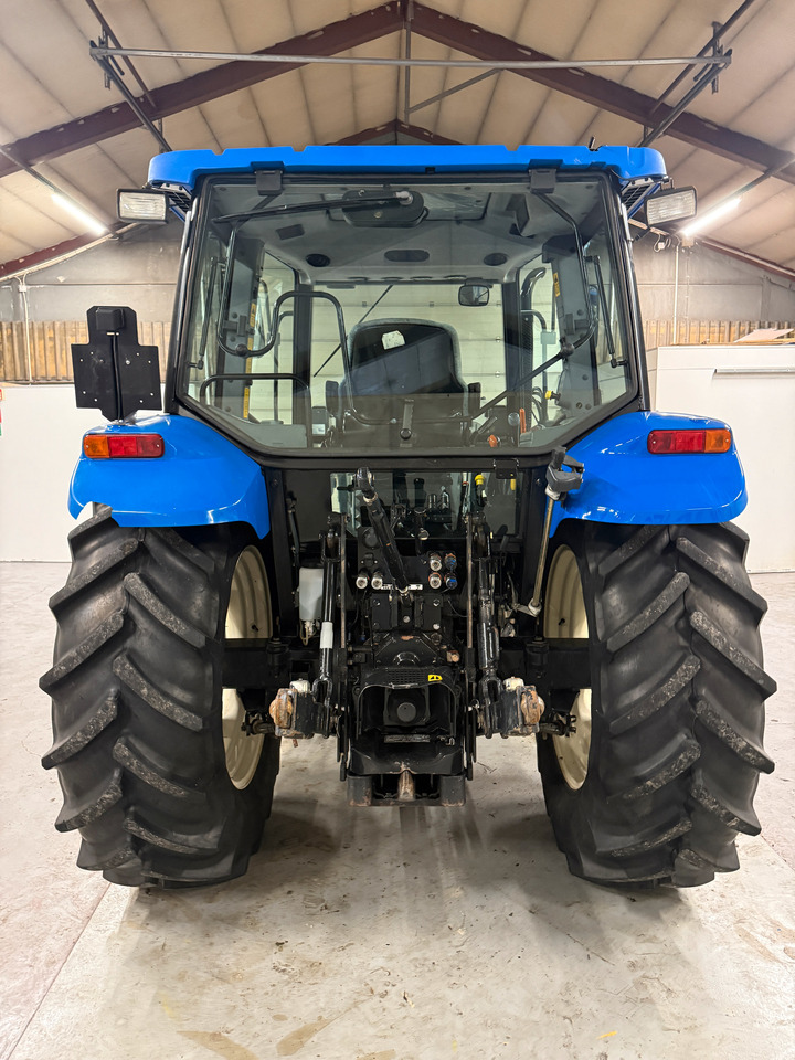 New Holland TL90 - Traktori: kuva New Holland TL90 - Traktori New Holland TL90 - Traktori: kuva New Holland TL90 - Traktori