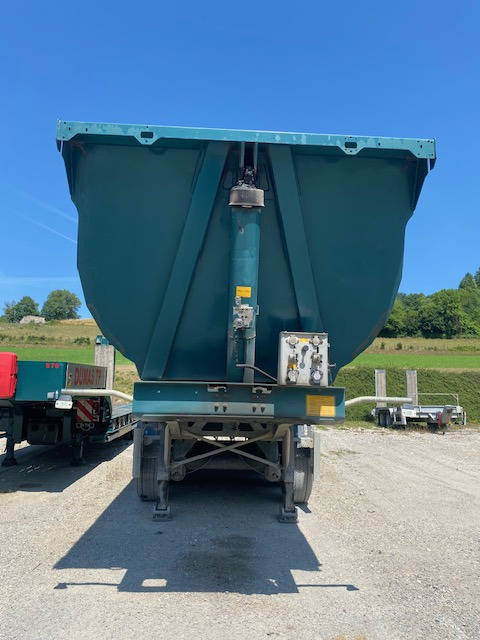 BENALU - Kippiauto puoliperävaunu: kuva BENALU - Kippiauto puoliperävaunu BENALU - Kippiauto puoliperävaunu: kuva BENALU - Kippiauto puoliperävaunu