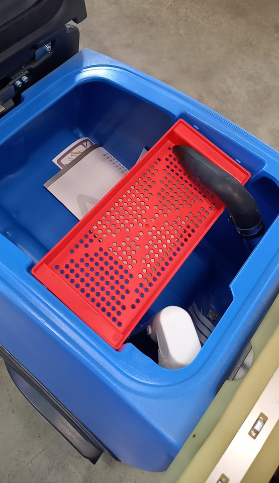Cleanfix RA505 IBC - Yhdistelmäkone: kuva Cleanfix RA505 IBC - Yhdistelmäkone Cleanfix RA505 IBC - Yhdistelmäkone: kuva Cleanfix RA505 IBC - Yhdistelmäkone