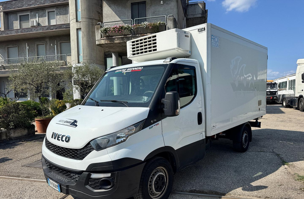 IVECO DAILY 35S15 - FRIGO FRC - PATENTE B - Kylmäauto: kuva IVECO DAILY 35S15 - FRIGO FRC - PATENTE B - Kylmäauto IVECO DAILY 35S15 - FRIGO FRC - PATENTE B - Kylmäauto: kuva IVECO DAILY 35S15 - FRIGO FRC - PATENTE B - Kylmäauto
