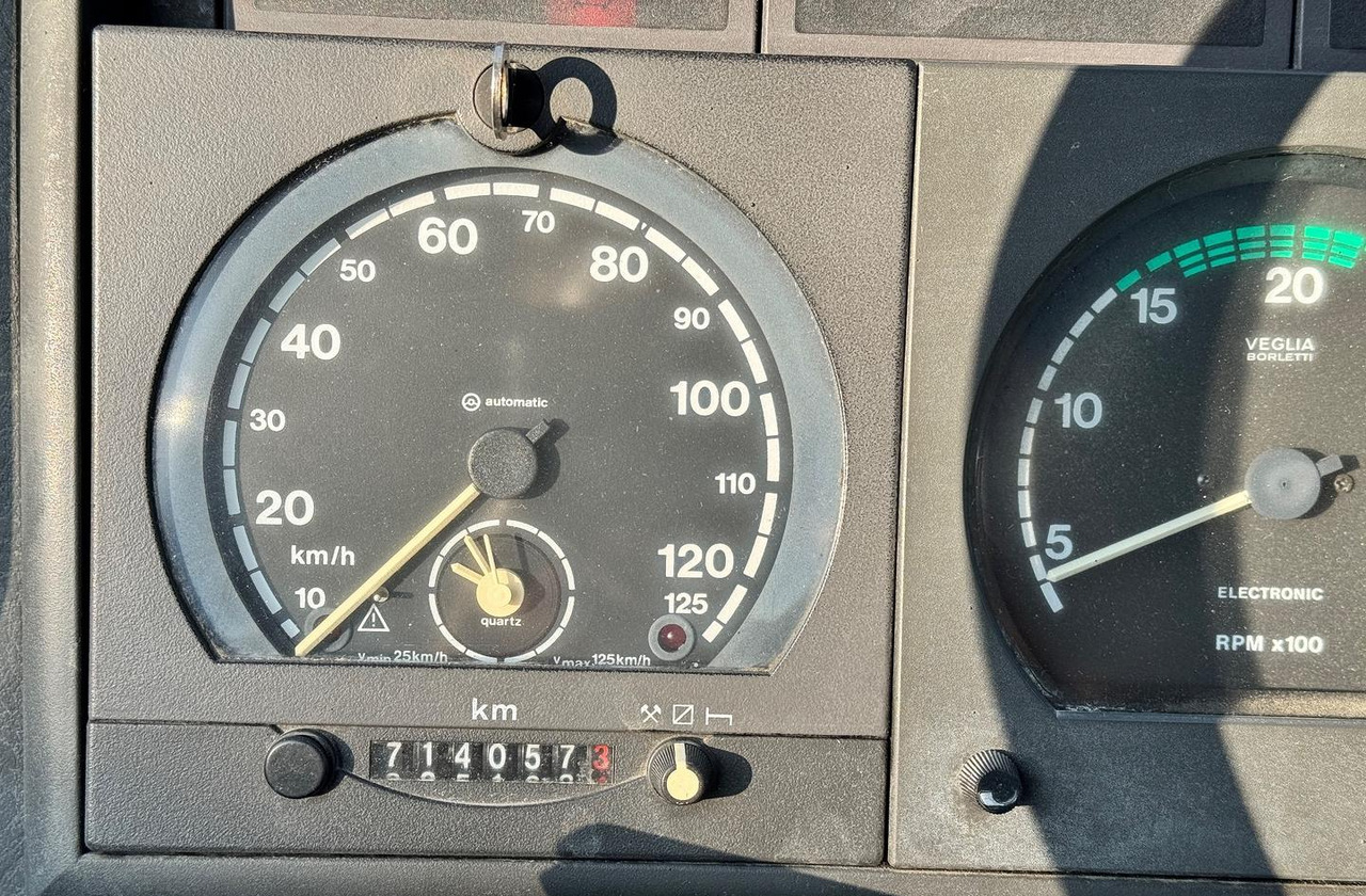 Iveco Eurocargo 150E23 con Gru HIAB - Lava-kuorma-auto, Nosturiauto: kuva Iveco Eurocargo 150E23 con Gru HIAB - Lava-kuorma-auto, Nosturiauto Iveco Eurocargo 150E23 con Gru HIAB - Lava-kuorma-auto, Nosturiauto: kuva Iveco Eurocargo 150E23 con Gru HIAB - Lava-kuorma-auto, Nosturiauto