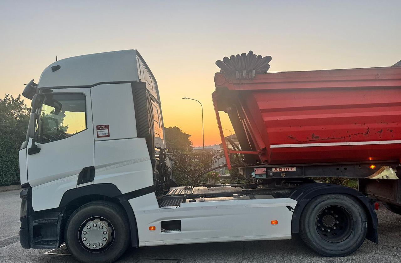 Trattore stradale Renault T480 - 2019 - Vetopöytäauto: kuva Trattore stradale Renault T480 - 2019 - Vetopöytäauto Trattore stradale Renault T480 - 2019 - Vetopöytäauto: kuva Trattore stradale Renault T480 - 2019 - Vetopöytäauto