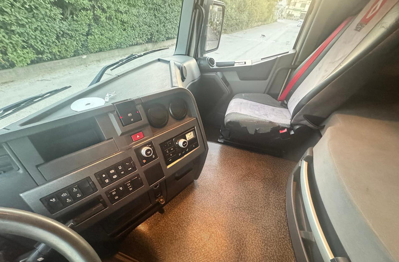 Trattore stradale Renault T480 - 2019 - Vetopöytäauto: kuva Trattore stradale Renault T480 - 2019 - Vetopöytäauto Trattore stradale Renault T480 - 2019 - Vetopöytäauto: kuva Trattore stradale Renault T480 - 2019 - Vetopöytäauto