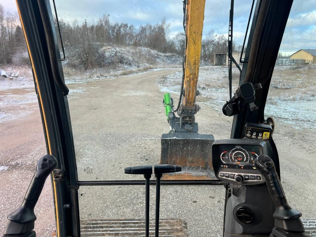 Telakaivukone Hyundai Robex 140 LC-9: kuva Telakaivukone Hyundai Robex 140 LC-9