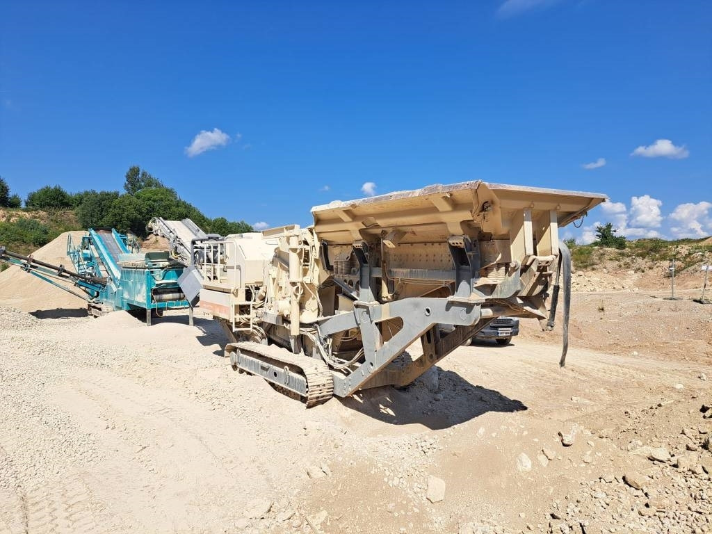 Metso NP 1110M - Mobiilimurskain: kuva Metso NP 1110M - Mobiilimurskain Metso NP 1110M - Mobiilimurskain: kuva Metso NP 1110M - Mobiilimurskain