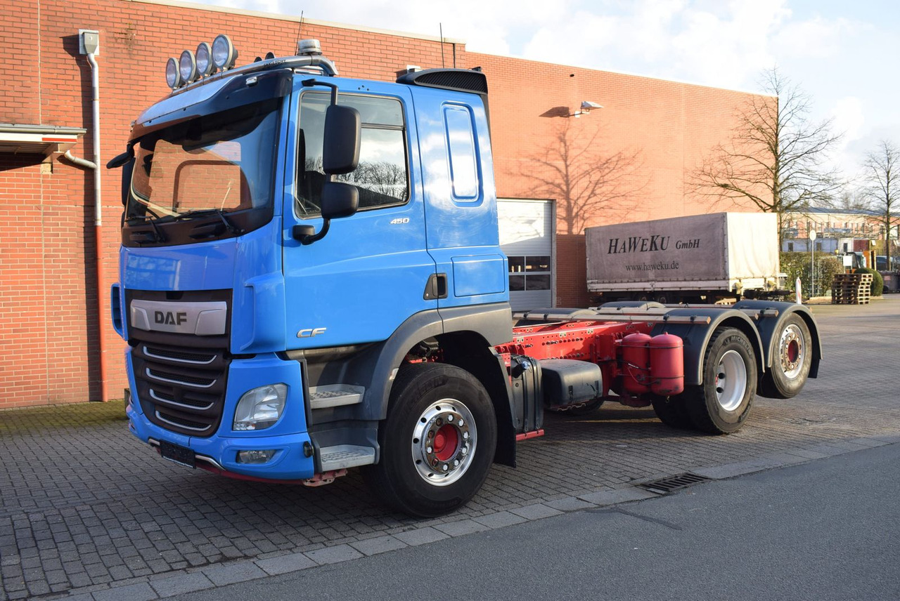 DAF CF 450 6x2 Fahrgestell Klima Navi Lift Retarder - Kuorma-auto alusta: kuva DAF CF 450 6x2 Fahrgestell Klima Navi Lift Retarder - Kuorma-auto alusta DAF CF 450 6x2 Fahrgestell Klima Navi Lift Retarder - Kuorma-auto alusta: kuva DAF CF 450 6x2 Fahrgestell Klima Navi Lift Retarder - Kuorma-auto alusta