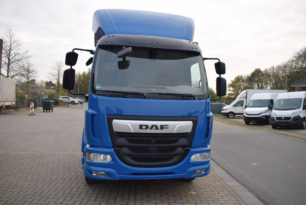 Kuorma-auto alusta DAF  LF 280 Fahrgestell Klima Navi 8-Gang ACC AHK: kuva Kuorma-auto alusta DAF  LF 280 Fahrgestell Klima Navi 8-Gang ACC AHK