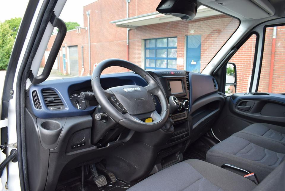 Kuorma-auto alusta, Tavara-auto Iveco Daily 35 S21 3,0 Automatik Luftfederung Tempomat: kuva Kuorma-auto alusta, Tavara-auto Iveco Daily 35 S21 3,0 Automatik Luftfederung Tempomat