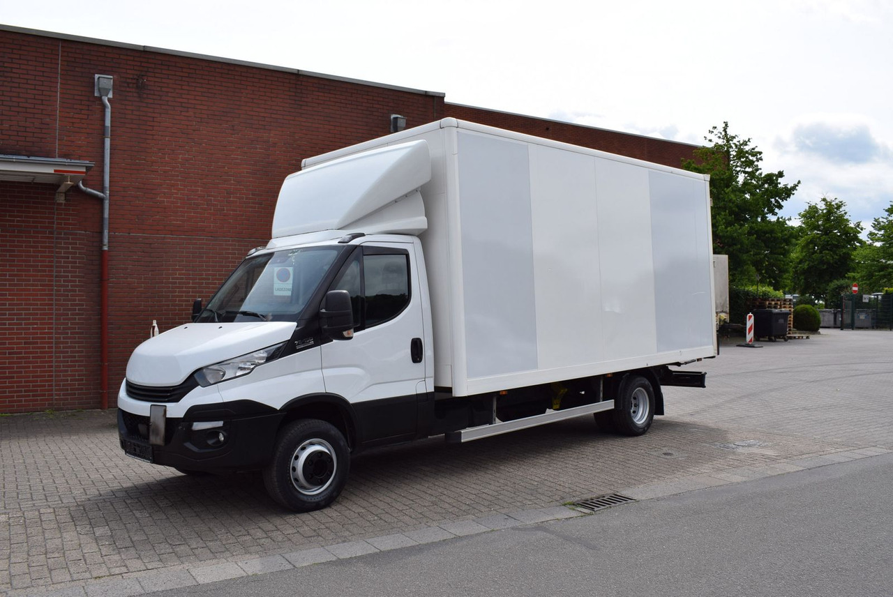 Iveco Daily 72 C18 Koffer Automatik Luftfederung EU6 - Jakeluauto: kuva Iveco Daily 72 C18 Koffer Automatik Luftfederung EU6 - Jakeluauto Iveco Daily 72 C18 Koffer Automatik Luftfederung EU6 - Jakeluauto: kuva Iveco Daily 72 C18 Koffer Automatik Luftfederung EU6 - Jakeluauto