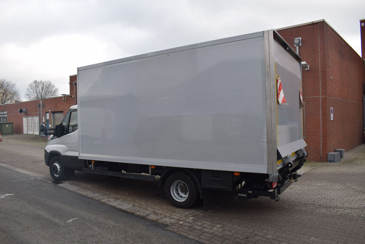 Iveco Daily 72 C18 Supra 850 Tiefkühler 3 Kammer LBW - Kylmäauto: kuva Iveco Daily 72 C18 Supra 850 Tiefkühler 3 Kammer LBW - Kylmäauto Iveco Daily 72 C18 Supra 850 Tiefkühler 3 Kammer LBW - Kylmäauto: kuva Iveco Daily 72 C18 Supra 850 Tiefkühler 3 Kammer LBW - Kylmäauto
