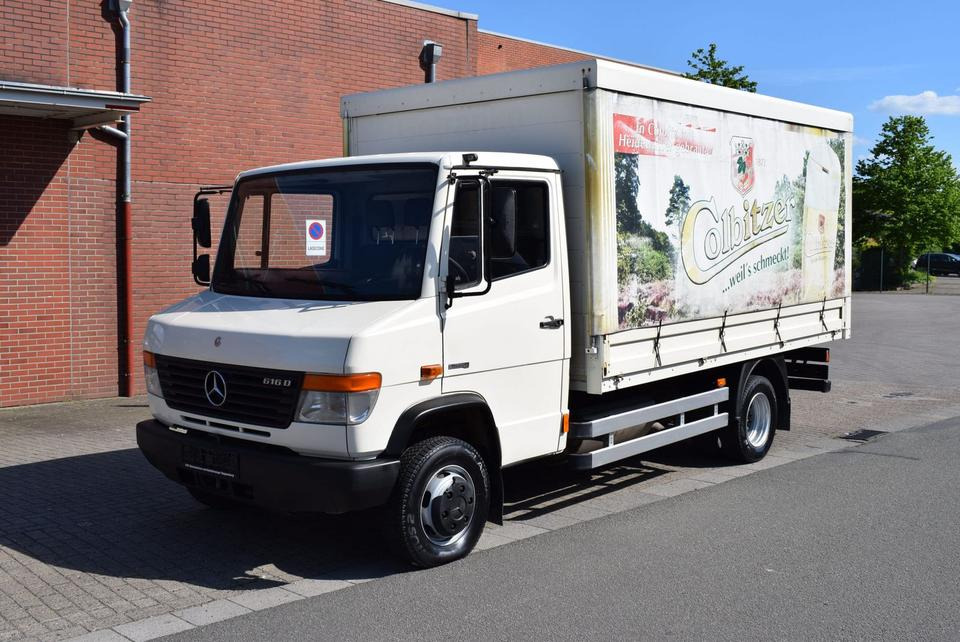 Mercedes-Benz Vario Vario 616 D GetränkeNutzlast 2450KG - Pressukapelli kuorma-auto: kuva Mercedes-Benz Vario Vario 616 D GetränkeNutzlast 2450KG - Pressukapelli kuorma-auto Mercedes-Benz Vario Vario 616 D GetränkeNutzlast 2450KG - Pressukapelli kuorma-auto: kuva Mercedes-Benz Vario Vario 616 D GetränkeNutzlast 2450KG - Pressukapelli kuorma-auto