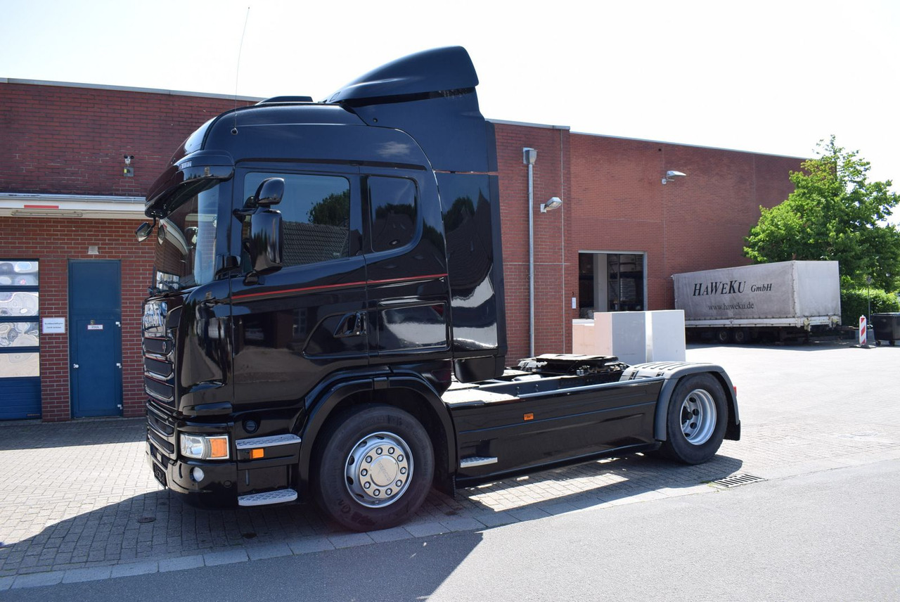 Scania R410 Highline Retarder Klima Standklima ACC - Vetopöytäauto: kuva Scania R410 Highline Retarder Klima Standklima ACC - Vetopöytäauto Scania R410 Highline Retarder Klima Standklima ACC - Vetopöytäauto: kuva Scania R410 Highline Retarder Klima Standklima ACC - Vetopöytäauto