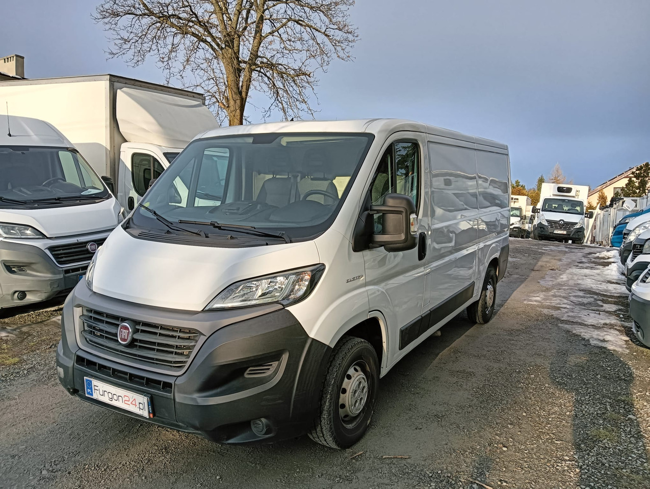 FIAT DUCATO FURGON BLASZAK L2H1 NR 823 - Pieni pakettiauto: kuva FIAT DUCATO FURGON BLASZAK L2H1 NR 823 - Pieni pakettiauto FIAT DUCATO FURGON BLASZAK L2H1 NR 823 - Pieni pakettiauto: kuva FIAT DUCATO FURGON BLASZAK L2H1 NR 823 - Pieni pakettiauto