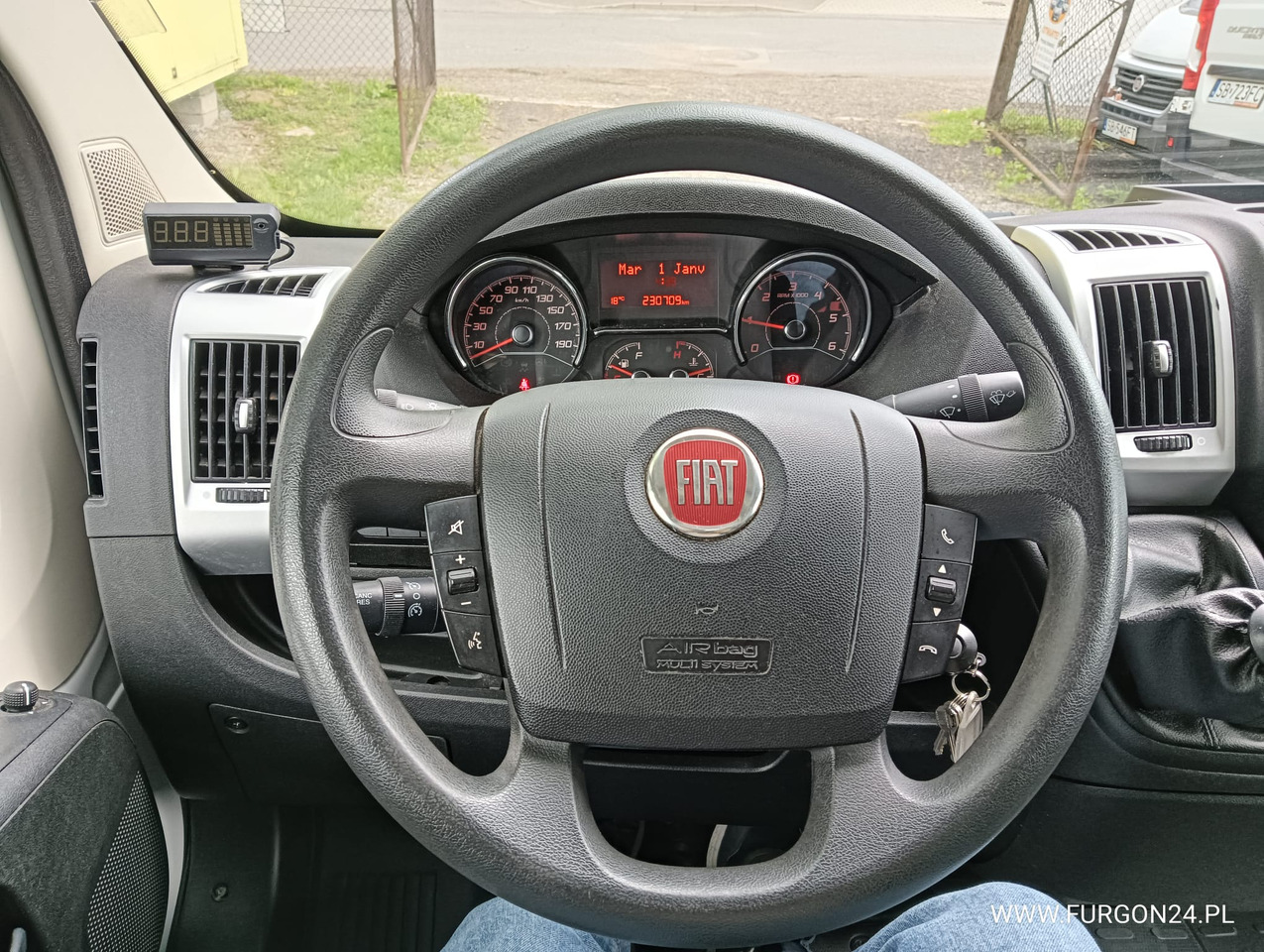 Jakeluauto FIAT DUCATO KONTENER WINDA NR 886: kuva Jakeluauto FIAT DUCATO KONTENER WINDA NR 886 Jakeluauto FIAT DUCATO KONTENER WINDA NR 886: kuva Jakeluauto FIAT DUCATO KONTENER WINDA NR 886