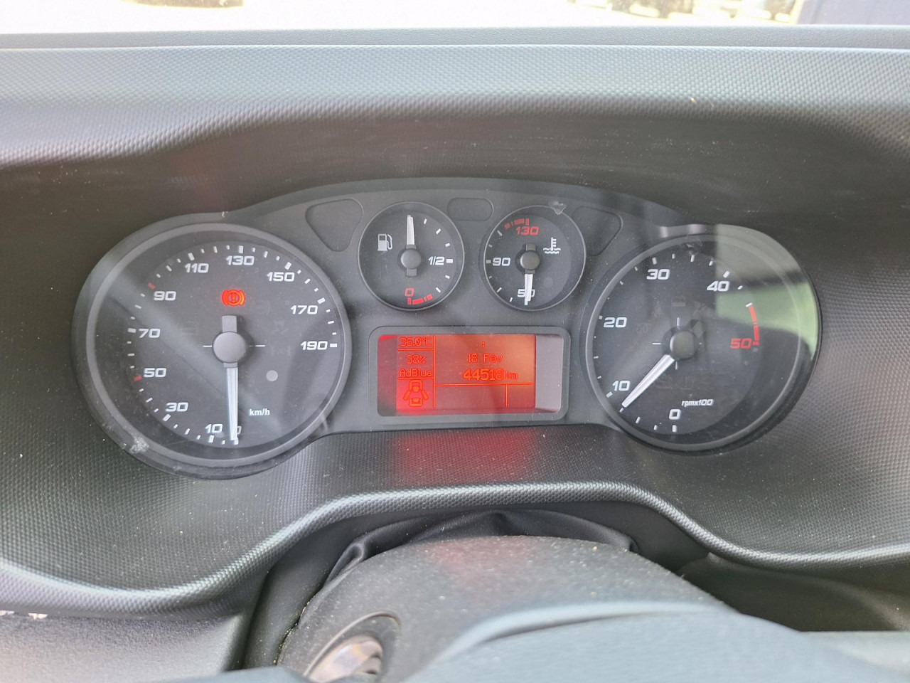 IVECO Daily 35 C 16 - Jakeluauto: kuva IVECO Daily 35 C 16 - Jakeluauto IVECO Daily 35 C 16 - Jakeluauto: kuva IVECO Daily 35 C 16 - Jakeluauto