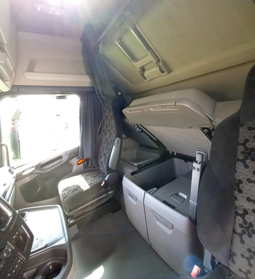 SCANIA S500 - Vetopöytäauto: kuva SCANIA S500 - Vetopöytäauto SCANIA S500 - Vetopöytäauto: kuva SCANIA S500 - Vetopöytäauto