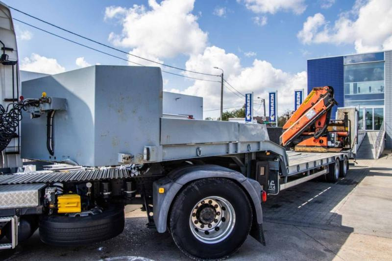 Castera CRANE/KRAN/GRUE-PALFINGER 22002 (2xHydr.) - Apuvaunu puoliperävaunu: kuva Castera CRANE/KRAN/GRUE-PALFINGER 22002 (2xHydr.) - Apuvaunu puoliperävaunu Castera CRANE/KRAN/GRUE-PALFINGER 22002 (2xHydr.) - Apuvaunu puoliperävaunu: kuva Castera CRANE/KRAN/GRUE-PALFINGER 22002 (2xHydr.) - Apuvaunu puoliperävaunu