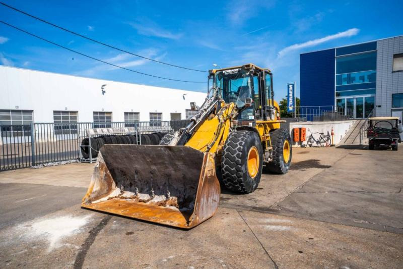 Caterpillar CAT 924G // GODET 3m3 - Pyöräkuormaaja: kuva Caterpillar CAT 924G // GODET 3m3 - Pyöräkuormaaja Caterpillar CAT 924G // GODET 3m3 - Pyöräkuormaaja: kuva Caterpillar CAT 924G // GODET 3m3 - Pyöräkuormaaja