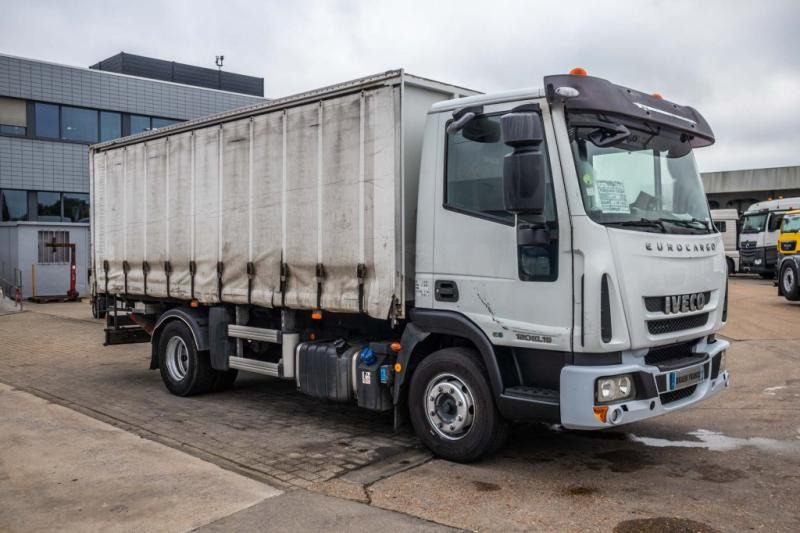 Iveco EUROCARGO 120EL19 - Pressukapelli kuorma-auto: kuva Iveco EUROCARGO 120EL19 - Pressukapelli kuorma-auto Iveco EUROCARGO 120EL19 - Pressukapelli kuorma-auto: kuva Iveco EUROCARGO 120EL19 - Pressukapelli kuorma-auto