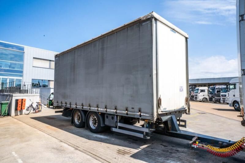 Lecitrailer R2 - Perävaunu: kuva Lecitrailer R2 - Perävaunu Lecitrailer R2 - Perävaunu: kuva Lecitrailer R2 - Perävaunu
