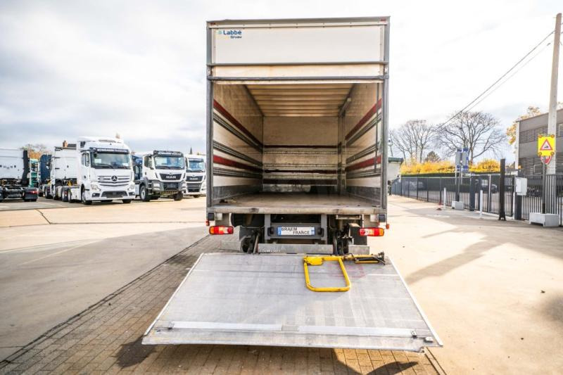 Renault D12 210 DXI // HAYON DHOLLANDIA - Umpikori kuorma-auto: kuva Renault D12 210 DXI // HAYON DHOLLANDIA - Umpikori kuorma-auto Renault D12 210 DXI // HAYON DHOLLANDIA - Umpikori kuorma-auto: kuva Renault D12 210 DXI // HAYON DHOLLANDIA - Umpikori kuorma-auto