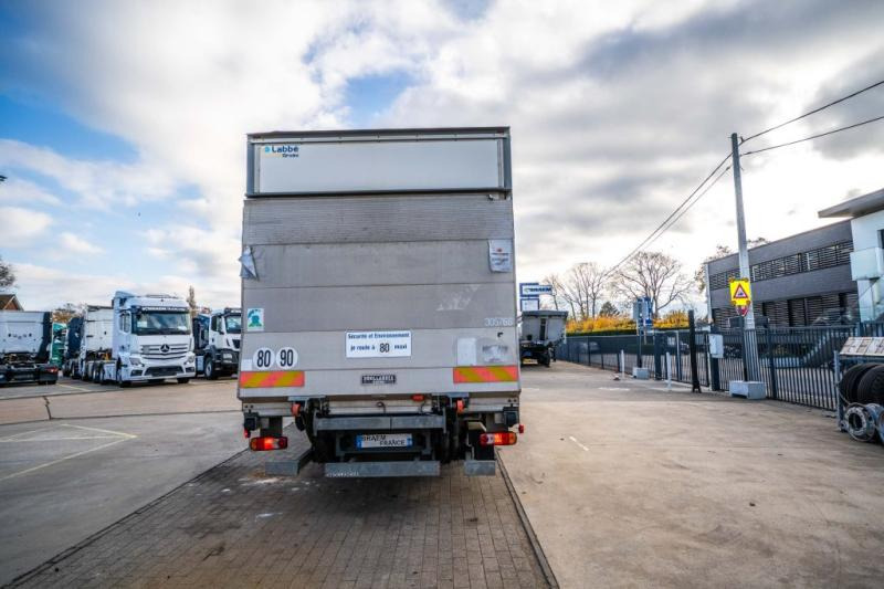 Renault D12 210 DXI // HAYON DHOLLANDIA - Umpikori kuorma-auto: kuva Renault D12 210 DXI // HAYON DHOLLANDIA - Umpikori kuorma-auto Renault D12 210 DXI // HAYON DHOLLANDIA - Umpikori kuorma-auto: kuva Renault D12 210 DXI // HAYON DHOLLANDIA - Umpikori kuorma-auto