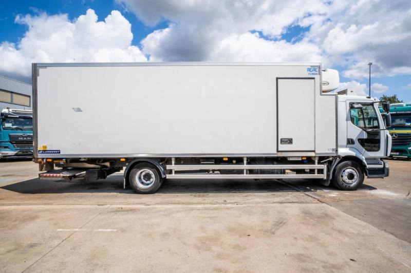 Renault MIDLUM 220 DXI (16t)+CARRIER+DHOLLANDIA - Refrigeraattori kuorma-auto: kuva Renault MIDLUM 220 DXI (16t)+CARRIER+DHOLLANDIA - Refrigeraattori kuorma-auto Renault MIDLUM 220 DXI (16t)+CARRIER+DHOLLANDIA - Refrigeraattori kuorma-auto: kuva Renault MIDLUM 220 DXI (16t)+CARRIER+DHOLLANDIA - Refrigeraattori kuorma-auto