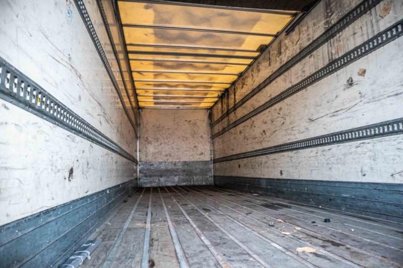 Renault MIDLUM 270 DXI (18t.)+DHOLLANDIA 2T. - Umpikori kuorma-auto: kuva Renault MIDLUM 270 DXI (18t.)+DHOLLANDIA 2T. - Umpikori kuorma-auto Renault MIDLUM 270 DXI (18t.)+DHOLLANDIA 2T. - Umpikori kuorma-auto: kuva Renault MIDLUM 270 DXI (18t.)+DHOLLANDIA 2T. - Umpikori kuorma-auto