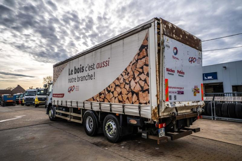 Renault PREMIUM 310 6X2 + Palfinger 2.5T - Pressukapelli kuorma-auto: kuva Renault PREMIUM 310 6X2 + Palfinger 2.5T - Pressukapelli kuorma-auto Renault PREMIUM 310 6X2 + Palfinger 2.5T - Pressukapelli kuorma-auto: kuva Renault PREMIUM 310 6X2 + Palfinger 2.5T - Pressukapelli kuorma-auto