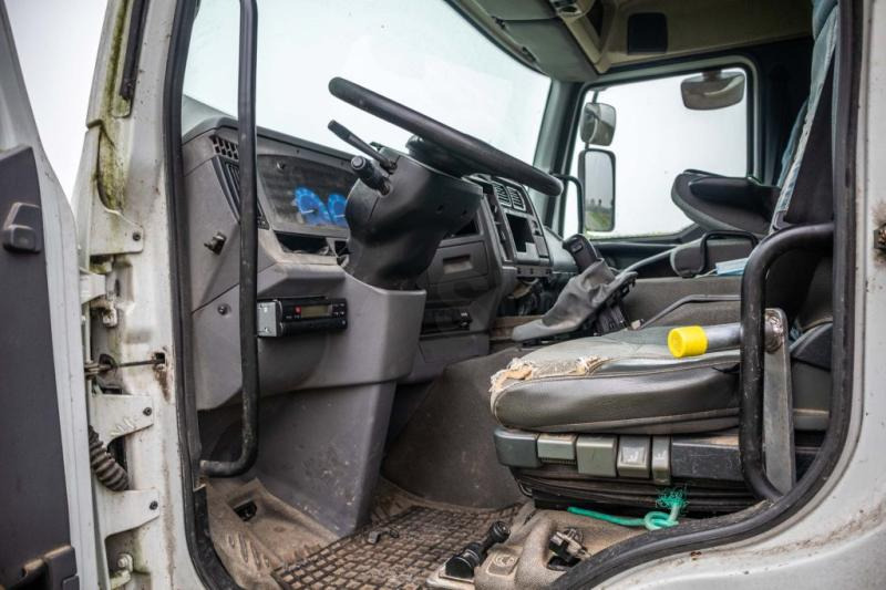 Renault PREMIUM 320 - Kippiauto kuorma-auto: kuva Renault PREMIUM 320 - Kippiauto kuorma-auto Renault PREMIUM 320 - Kippiauto kuorma-auto: kuva Renault PREMIUM 320 - Kippiauto kuorma-auto