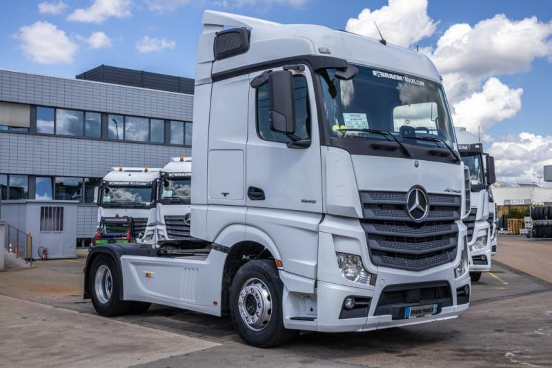 Mercedes ACTROS 1845 LS - Vetopöytäauto: kuva Mercedes ACTROS 1845 LS - Vetopöytäauto Mercedes ACTROS 1845 LS - Vetopöytäauto: kuva Mercedes ACTROS 1845 LS - Vetopöytäauto