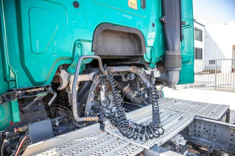 Mercedes ACTROS 1845 LS - Vetopöytäauto: kuva Mercedes ACTROS 1845 LS - Vetopöytäauto Mercedes ACTROS 1845 LS - Vetopöytäauto: kuva Mercedes ACTROS 1845 LS - Vetopöytäauto
