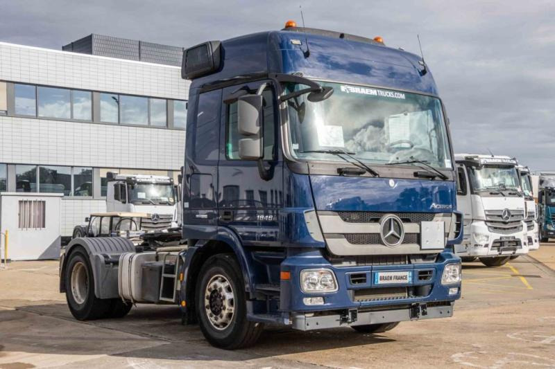 Mercedes ACTROS 1846 LS-MP3+HYDR.+ADR - Vetopöytäauto: kuva Mercedes ACTROS 1846 LS-MP3+HYDR.+ADR - Vetopöytäauto Mercedes ACTROS 1846 LS-MP3+HYDR.+ADR - Vetopöytäauto: kuva Mercedes ACTROS 1846 LS-MP3+HYDR.+ADR - Vetopöytäauto