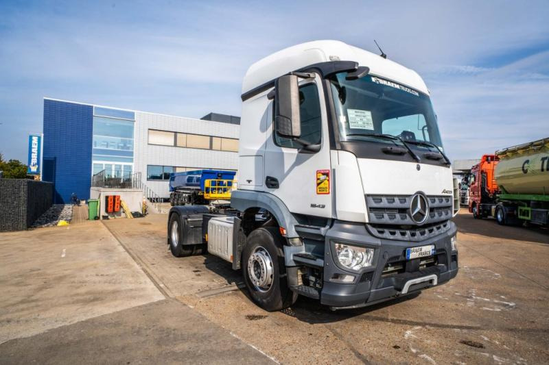 Mercedes AROCS 1843 LS ( NO ACTROS) - Vetopöytäauto: kuva Mercedes AROCS 1843 LS ( NO ACTROS) - Vetopöytäauto Mercedes AROCS 1843 LS ( NO ACTROS) - Vetopöytäauto: kuva Mercedes AROCS 1843 LS ( NO ACTROS) - Vetopöytäauto
