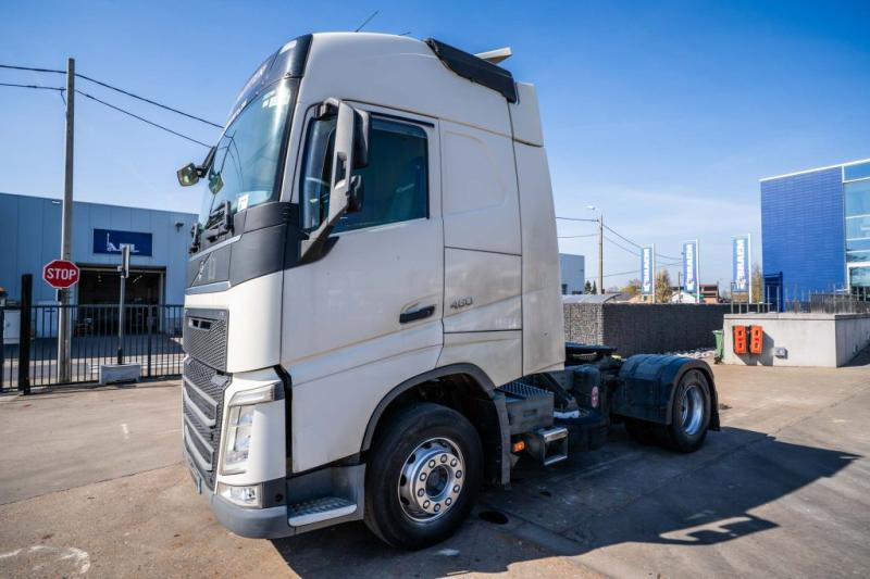 Volvo FH 4 460 - Vetopöytäauto: kuva Volvo FH 4 460 - Vetopöytäauto Volvo FH 4 460 - Vetopöytäauto: kuva Volvo FH 4 460 - Vetopöytäauto