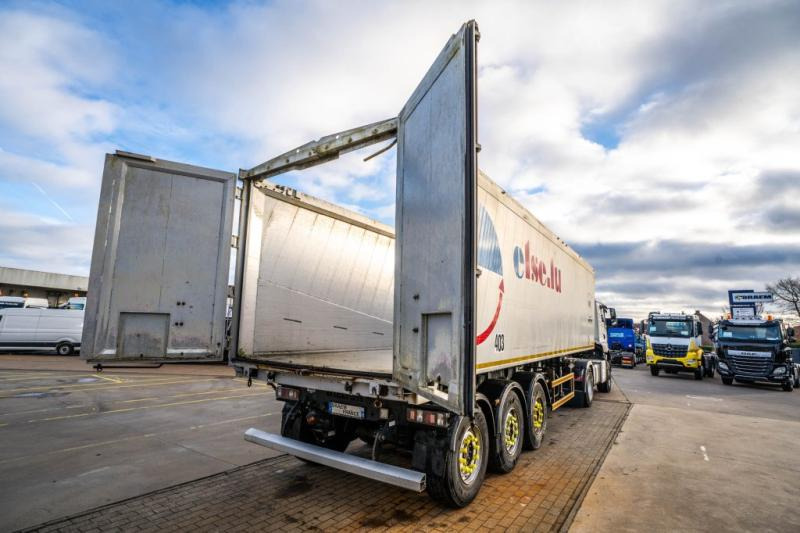 Wielton WIELTON-ALU-52M2(GRAIN/CEREALIERE/GETREIDE) - Kippiauto puoliperävaunu: kuva Wielton WIELTON-ALU-52M2(GRAIN/CEREALIERE/GETREIDE) - Kippiauto puoliperävaunu Wielton WIELTON-ALU-52M2(GRAIN/CEREALIERE/GETREIDE) - Kippiauto puoliperävaunu: kuva Wielton WIELTON-ALU-52M2(GRAIN/CEREALIERE/GETREIDE) - Kippiauto puoliperävaunu