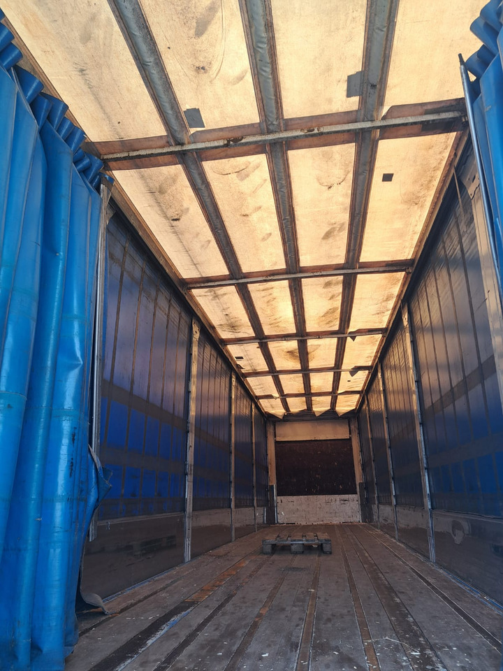 FRUEHAUF  - Pressukapellipuoliperävaunu: kuva FRUEHAUF  - Pressukapellipuoliperävaunu FRUEHAUF  - Pressukapellipuoliperävaunu: kuva FRUEHAUF  - Pressukapellipuoliperävaunu