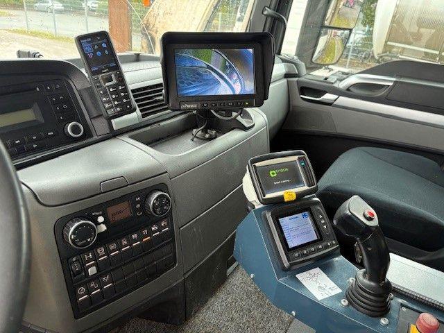 MAN 35.360 8x2 - Roska-auto: kuva  MAN 35.360 8x2 - Roska-auto MAN 35.360 8x2 - Roska-auto: kuva  MAN 35.360 8x2 - Roska-auto