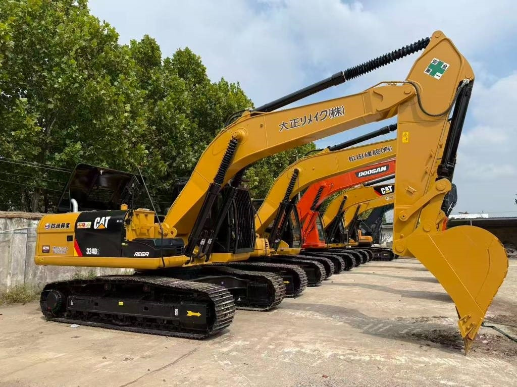 CAT 324 - Telakaivukone: kuva CAT 324 - Telakaivukone CAT 324 - Telakaivukone: kuva CAT 324 - Telakaivukone