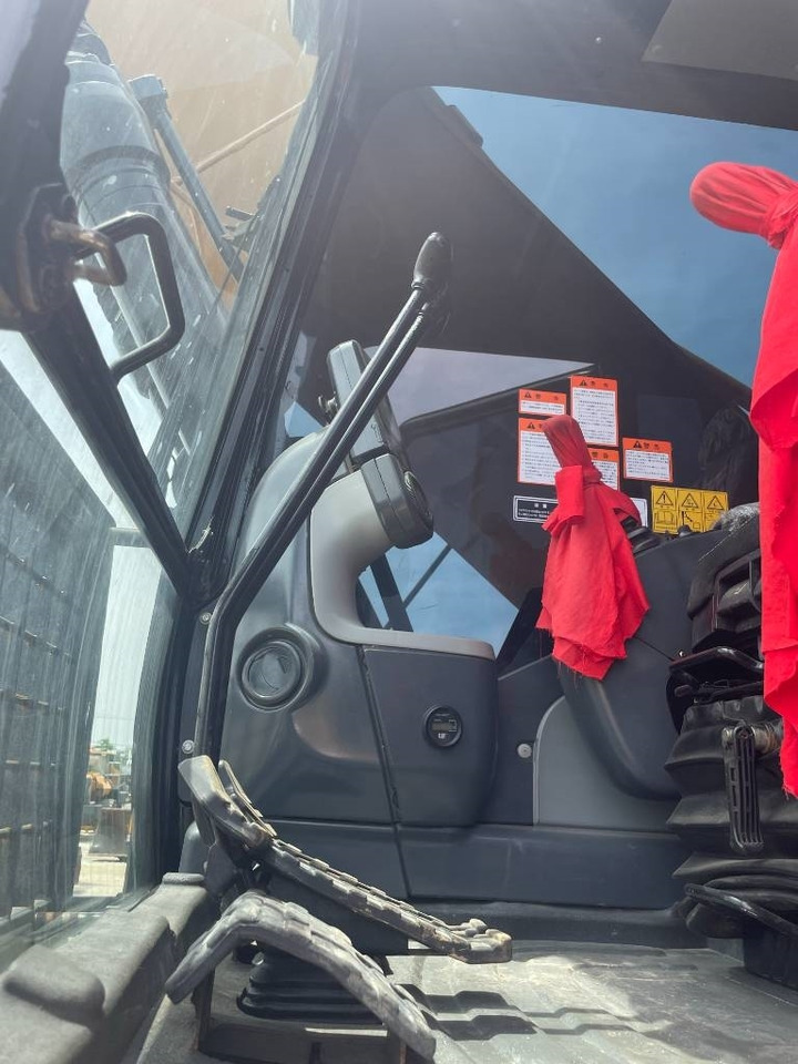 CAT 330 D - Telakaivukone: kuva CAT 330 D - Telakaivukone CAT 330 D - Telakaivukone: kuva CAT 330 D - Telakaivukone