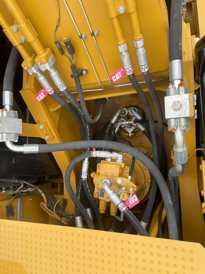 CAT 330GC - Telakaivukone: kuva CAT 330GC - Telakaivukone CAT 330GC - Telakaivukone: kuva CAT 330GC - Telakaivukone