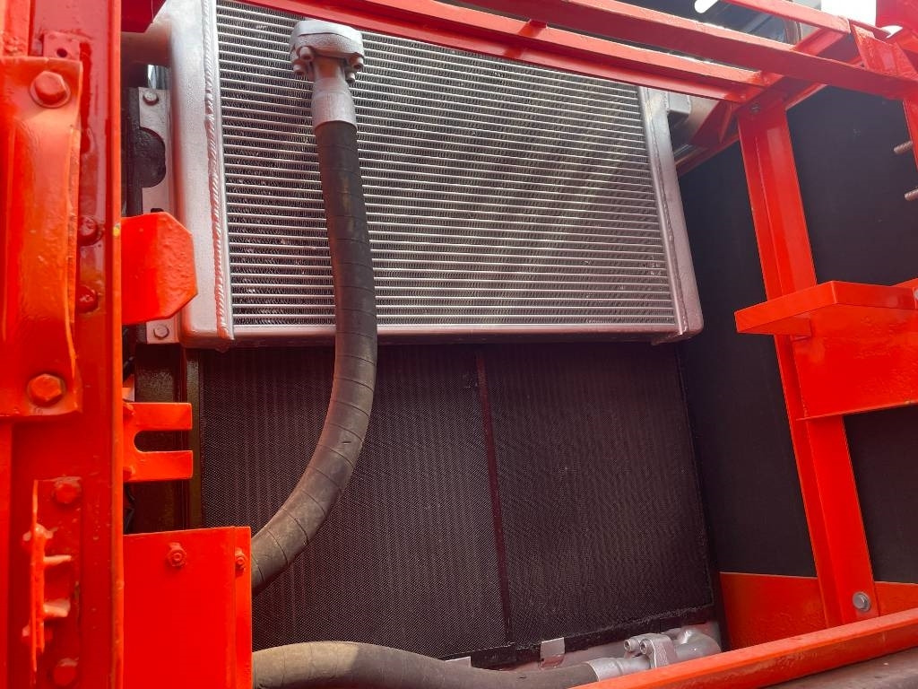 Doosan DX 300 - Telakaivukone: kuva Doosan DX 300 - Telakaivukone Doosan DX 300 - Telakaivukone: kuva Doosan DX 300 - Telakaivukone