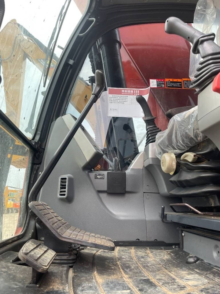 Doosan DX225LCA - Telakaivukone: kuva Doosan DX225LCA - Telakaivukone Doosan DX225LCA - Telakaivukone: kuva Doosan DX225LCA - Telakaivukone