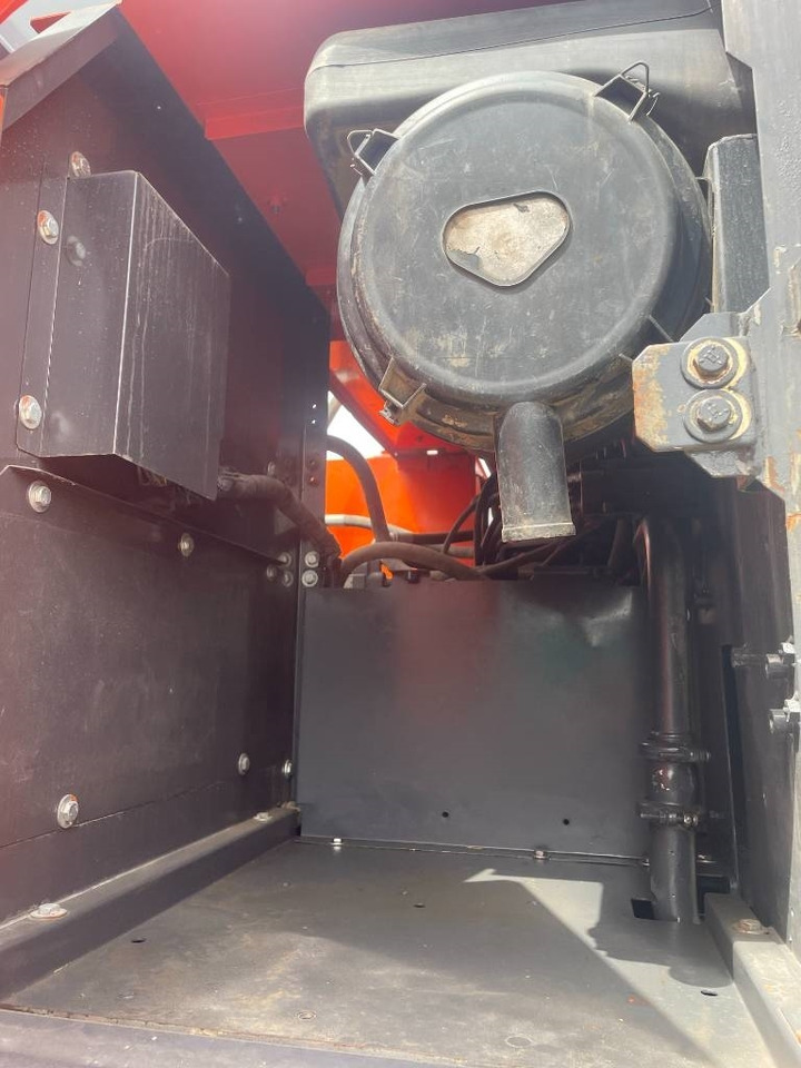Hitachi ZX 240 - Telakaivukone: kuva Hitachi ZX 240 - Telakaivukone Hitachi ZX 240 - Telakaivukone: kuva Hitachi ZX 240 - Telakaivukone