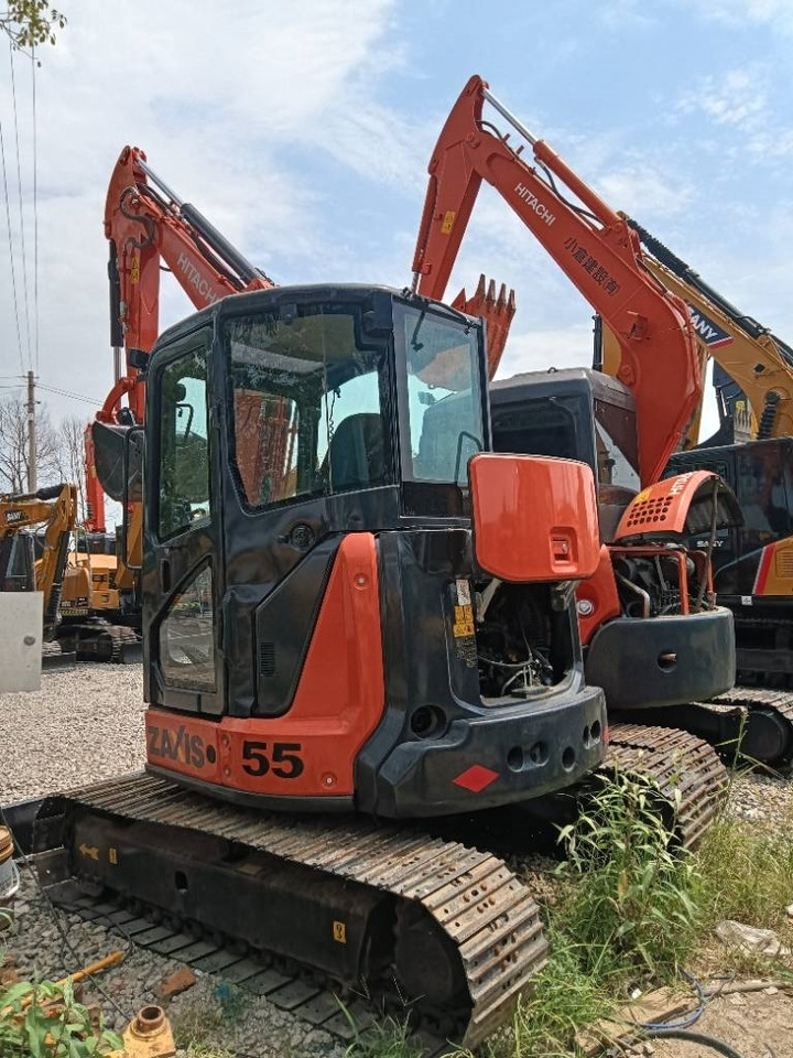 Hitachi ZX 55 - Telakaivukone: kuva Hitachi ZX 55 - Telakaivukone Hitachi ZX 55 - Telakaivukone: kuva Hitachi ZX 55 - Telakaivukone