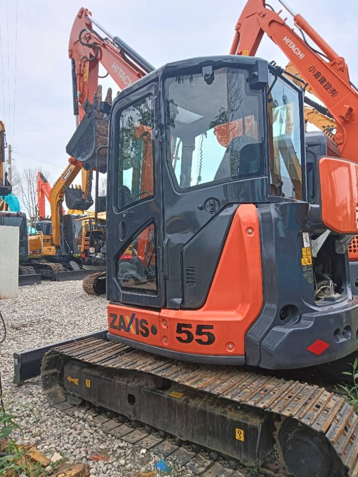 Hitachi ZX 55 - Telakaivukone: kuva Hitachi ZX 55 - Telakaivukone Hitachi ZX 55 - Telakaivukone: kuva Hitachi ZX 55 - Telakaivukone