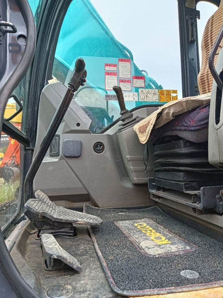 Kobelco SK 210 - Telakaivukone: kuva Kobelco SK 210 - Telakaivukone Kobelco SK 210 - Telakaivukone: kuva Kobelco SK 210 - Telakaivukone