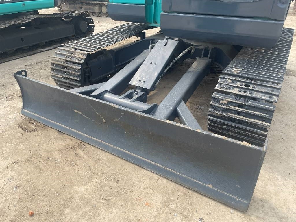 Kobelco SK 75 - Minikuormaaja: kuva Kobelco SK 75 - Minikuormaaja Kobelco SK 75 - Minikuormaaja: kuva Kobelco SK 75 - Minikuormaaja