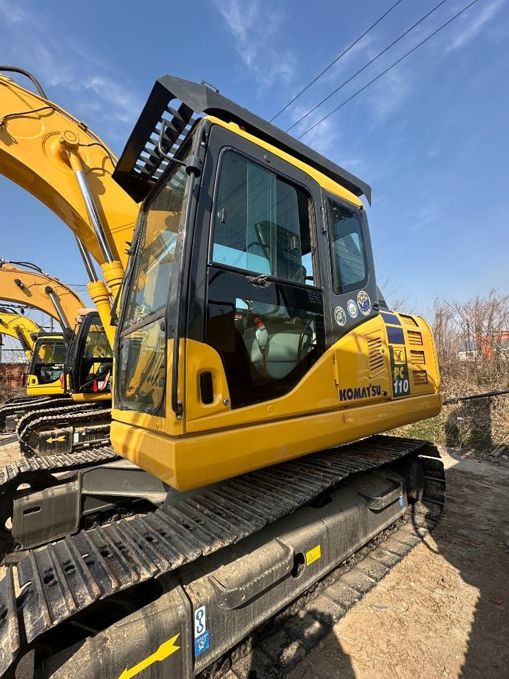 Komatsu PC 110  - Telakaivukone: kuva Komatsu PC 110  - Telakaivukone Komatsu PC 110  - Telakaivukone: kuva Komatsu PC 110  - Telakaivukone